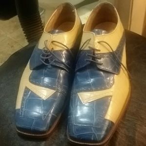 Mens 10 1/2  dress shoes